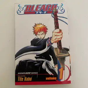 Säljer den här manga boken som heter ”Bleach” av författaren Tite Kubo, det är volym 1 så perfekt om man velat börja läsa den   *TRYCK INTE PÅ ”Buy” KNAPPEN* Har ingen bankid kopplad så kan ej få din betalning! 