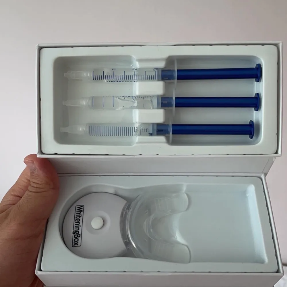 Detta kompletta tandblekningskit är perfekt för dig som bleker tänderna för första gången. Den mest effektiva produkt och oerhört enkel att använda . Övrigt.