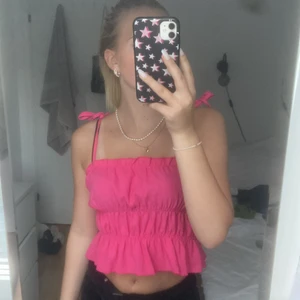 Sommarlinne - Jätte fint rosa linne aldrig använt! passar både xs och s