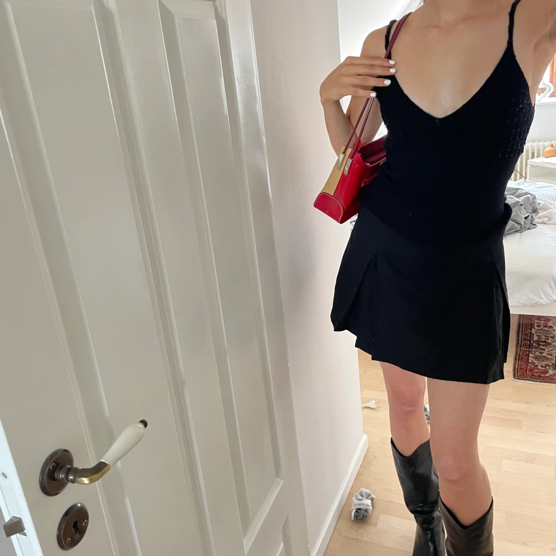 Stickat svart linne - 90