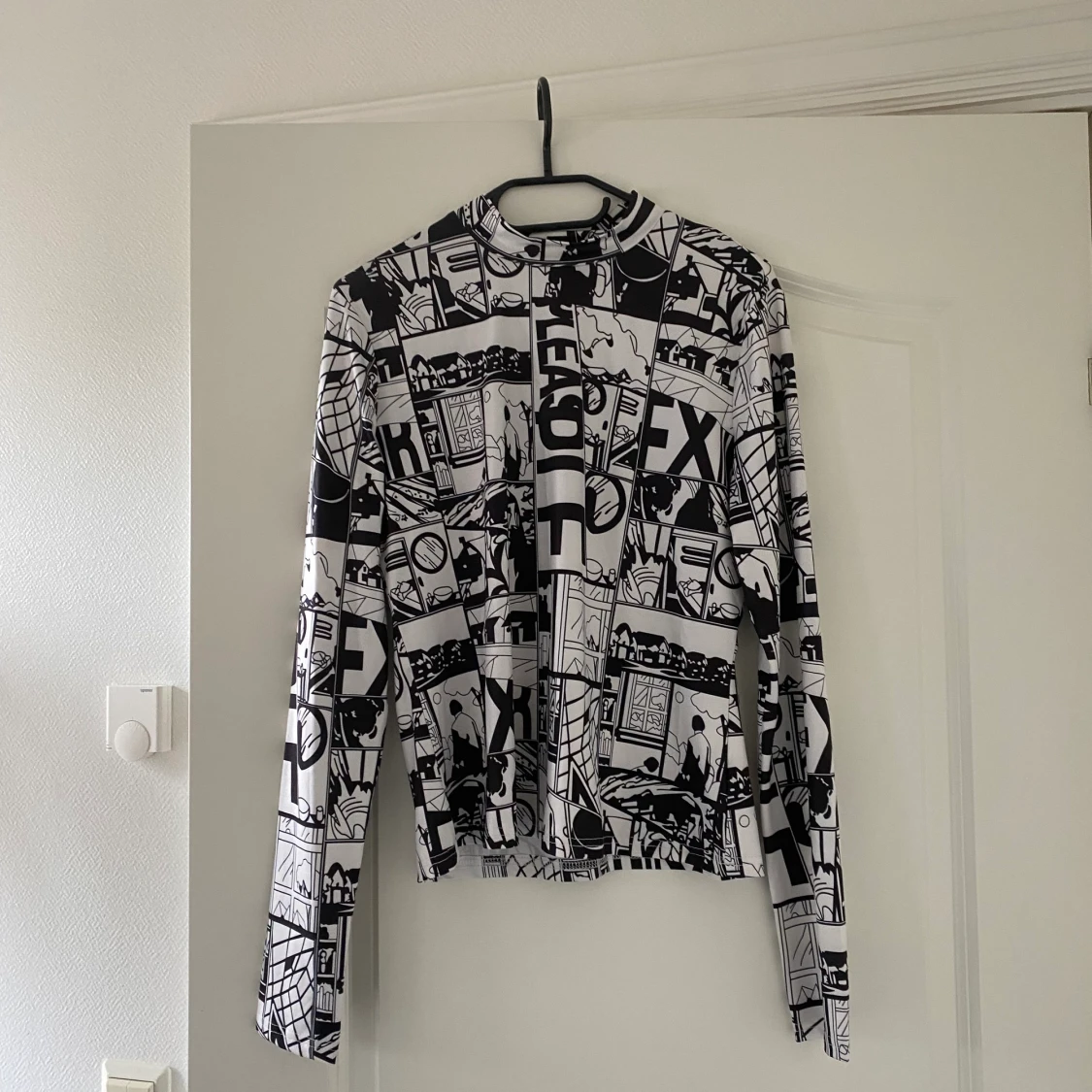 Longsleeve cartoon top