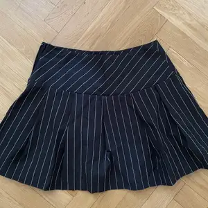 Snygg kjol från hm knappt använd! 💕