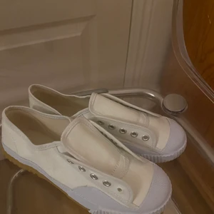 Edblad skor - Mina fina Edblad skor som är i i ny skick och har aldrig andvändts pga att det inte är min stil! Däremot är det inga snören till! Köptes för 299kr! 🫶🏽 kontakta vid frågor