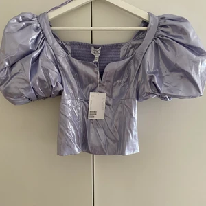 & Other Stories - Helt ny och oanvänd topp från & other stories.