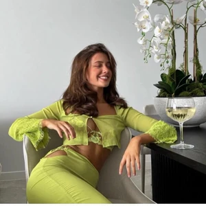 Set - Snygg kjol och tröja! Mesh!🦋