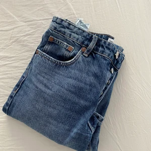 Zara jeans - Säljer nu mina jeans som jag använt någon gång. Nyskick