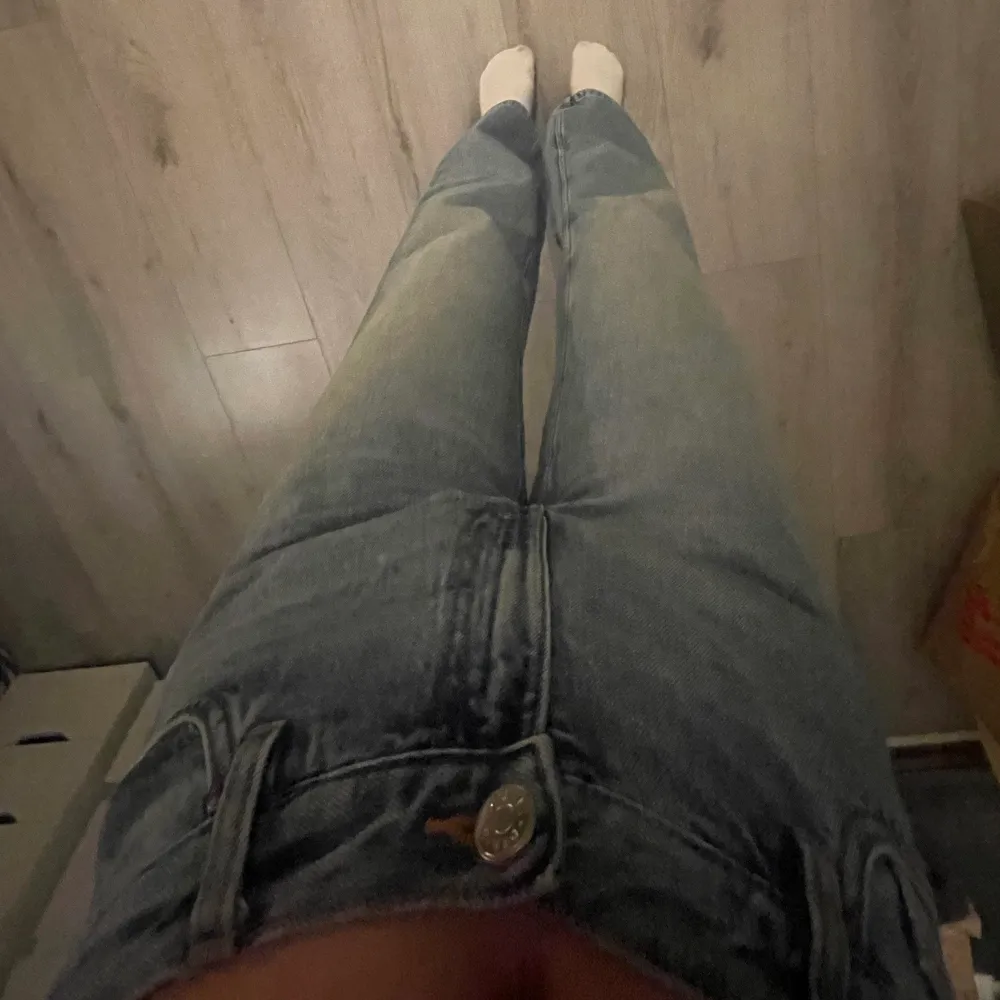 Monki jeans blåa, superfina . Farkut & Housut.