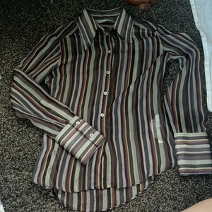 Blus  - As häftig mesh randig blus från zara! Aldrig använd så nyskick!