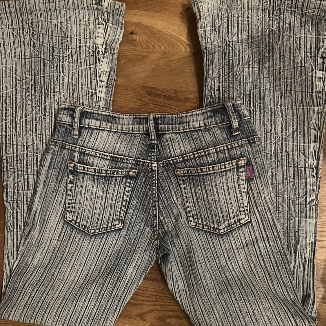 Lågmidjade bootcutjeans  - 90