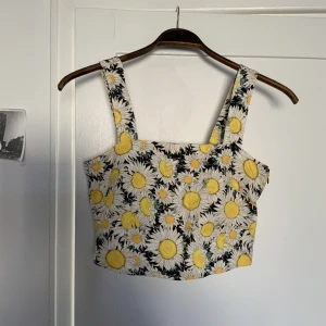 Sunflower Top - Sunflower top, barely used.  Zipper on the side :)