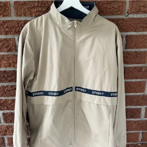 Stussy Vindjacka - Size: Medium Skick: 10/10 Nypris 3000kr 