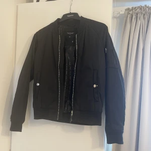 Bomberjacka - Jack från lager157 i stl XS, använd fåtal ggr