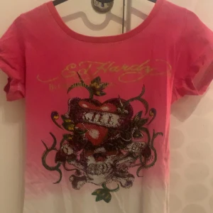 Ed Hardy - ed hardy tröja strl S, kommer ej till användning inte min stil längre💓
