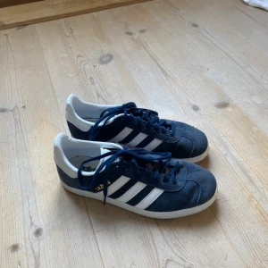 Adidas skor - Adidas gazel nyskick det storlek 40