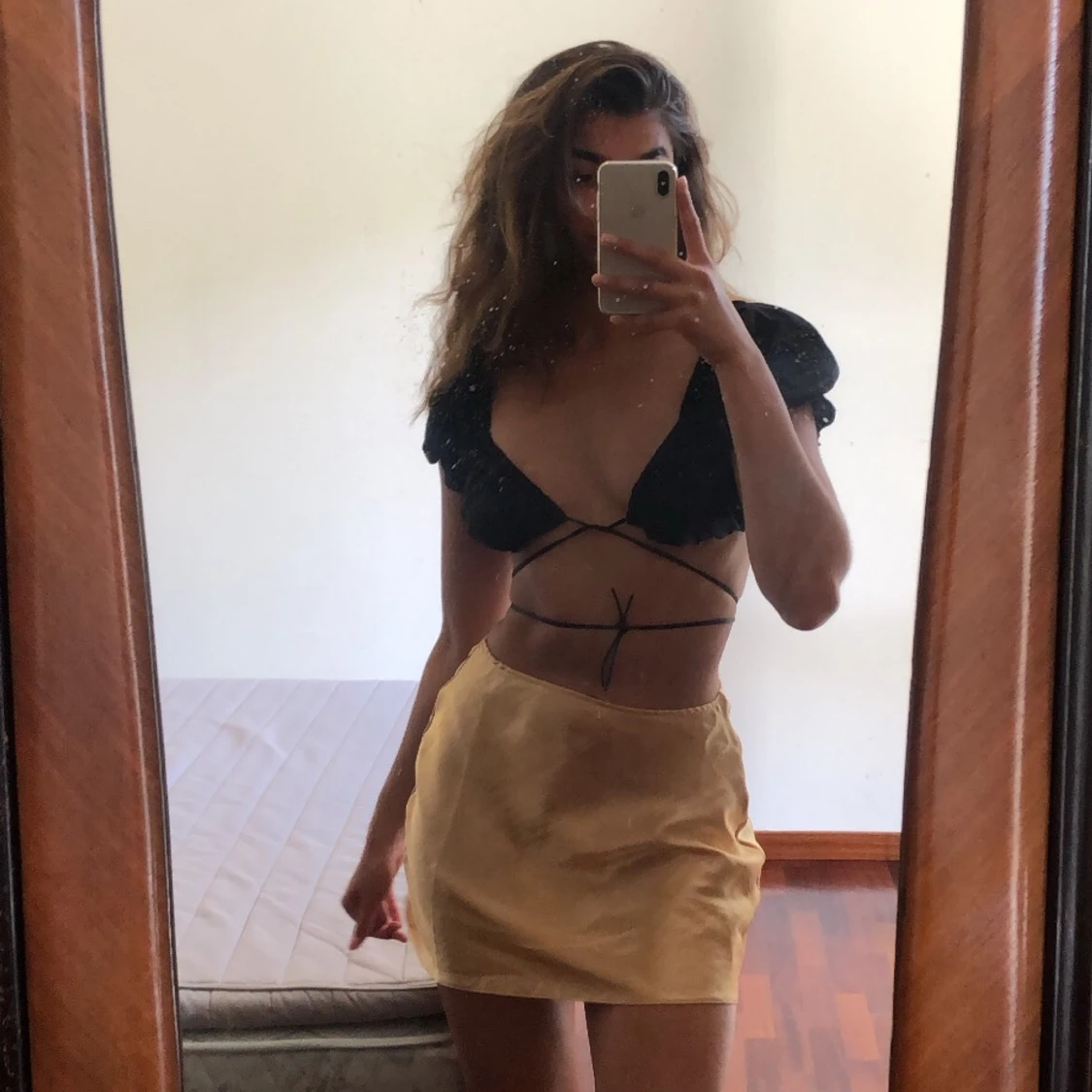 Svart festtopp med snörning  - 90