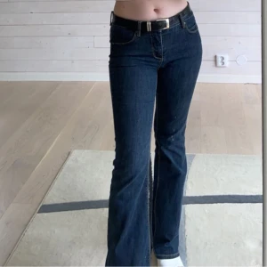 Lågmidjade bootcut - Lågmidjade bootcut köpta på second hand! 