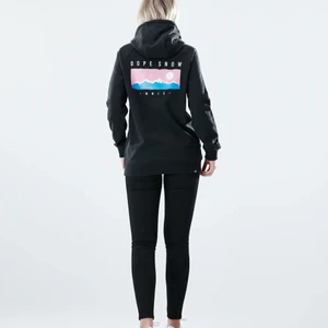 Dope Hoodie - En svart dope hoodie med snyggt tryck på både bak och fram sidan, storlek M och andvänd få gånger då den inte passar så den är nyskick💓 inga defekter