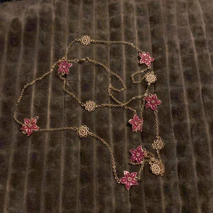 Tingeling halsband - Om jag minns rätt har jag fått det här halsbandet från en gammal tingeling tidning ;) Priser och flera köp samtidigt går att lösa :)