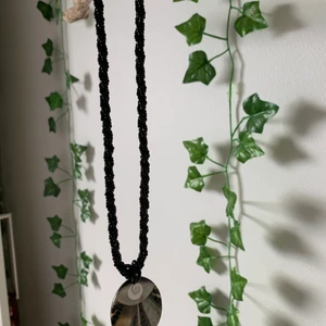 Coolt halsband  - Superfint och i bra skick! 🤍FRAKT LIGGER PÅ 13KR OAVSETT VAD PLICK SÄGER🤍