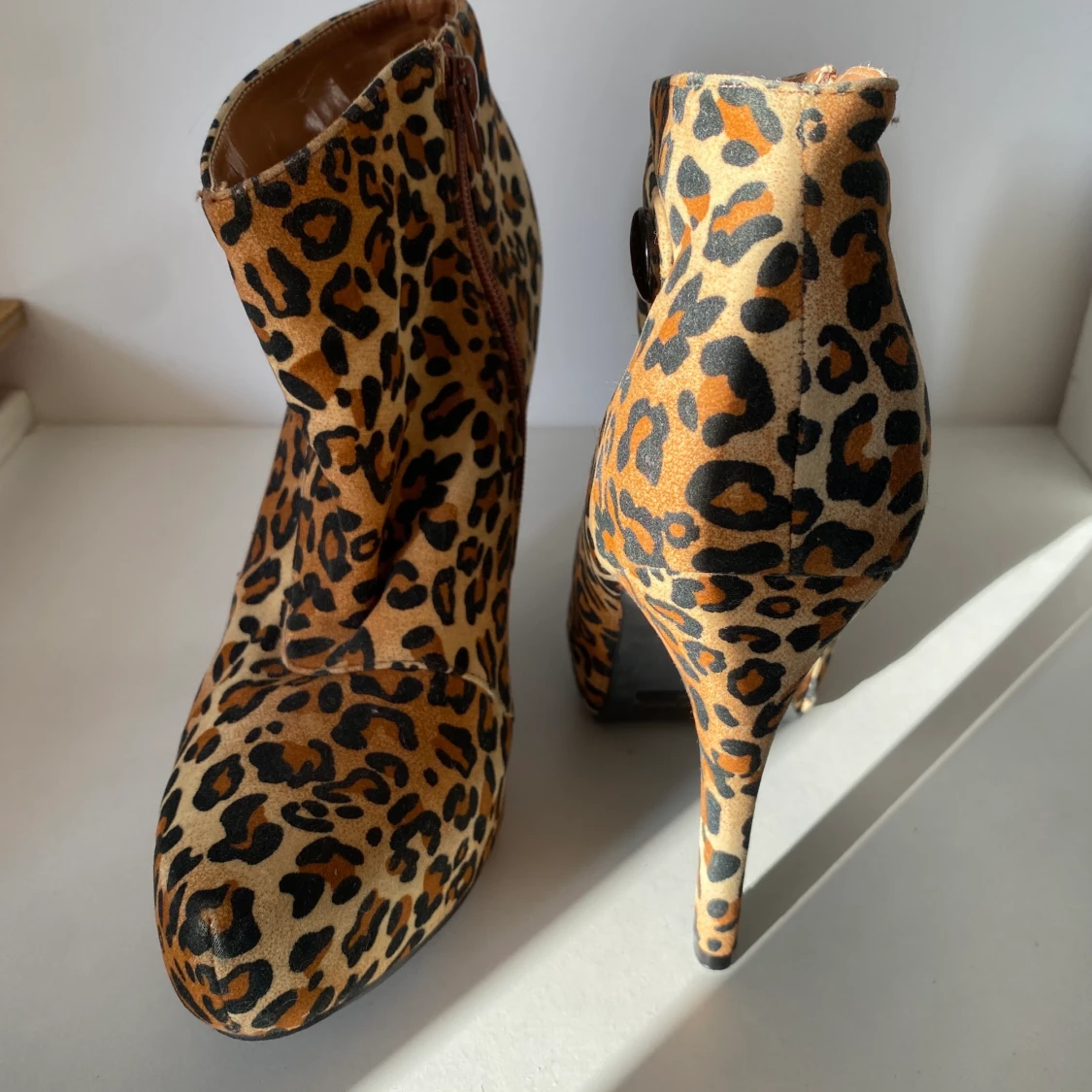 Charlotte Russe klackar  - 91