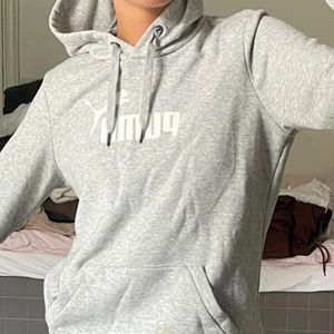 Puma hoodie  - Väldigt skön Hoodie från puma