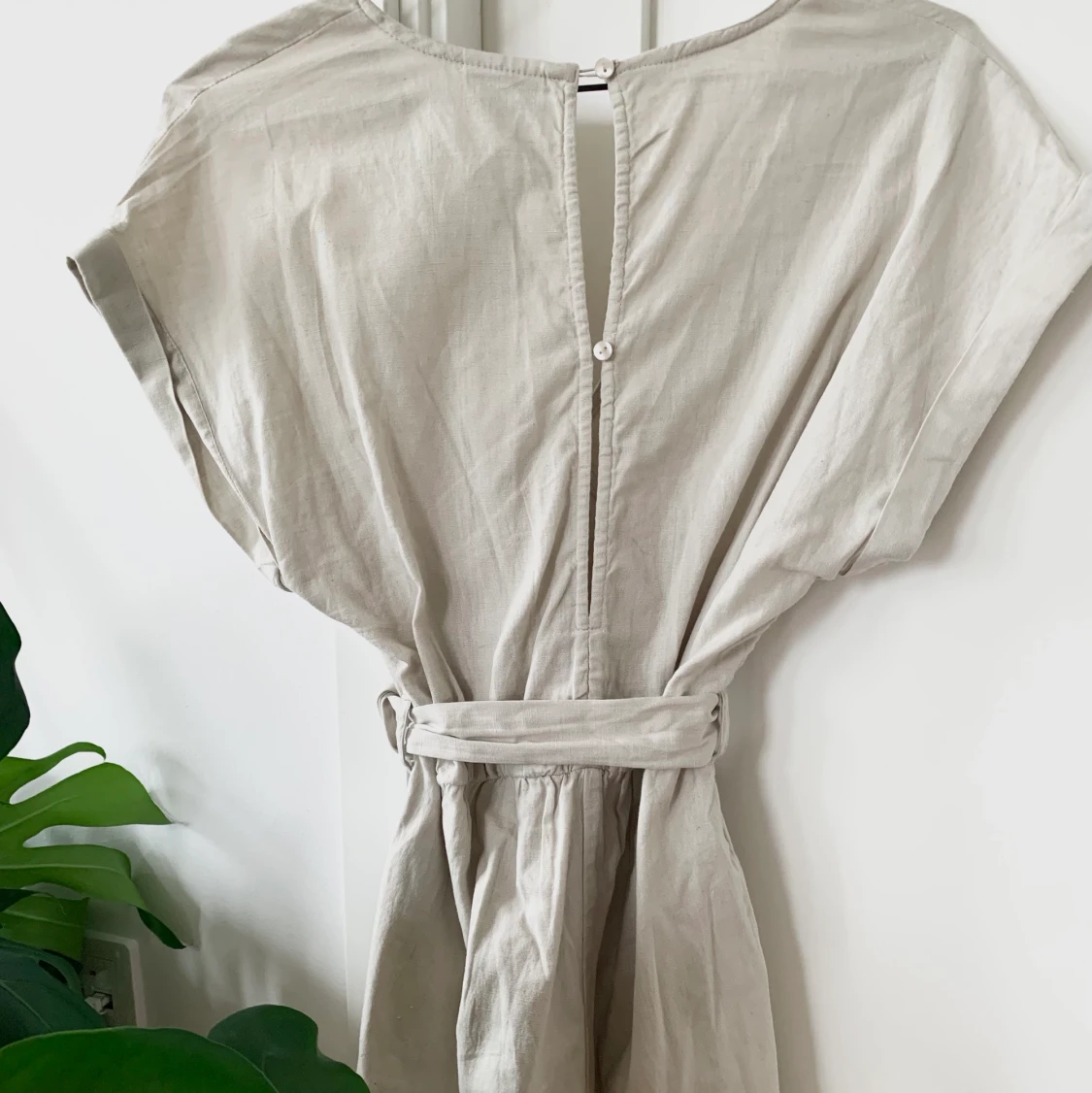 Beige byxdress  - 90
