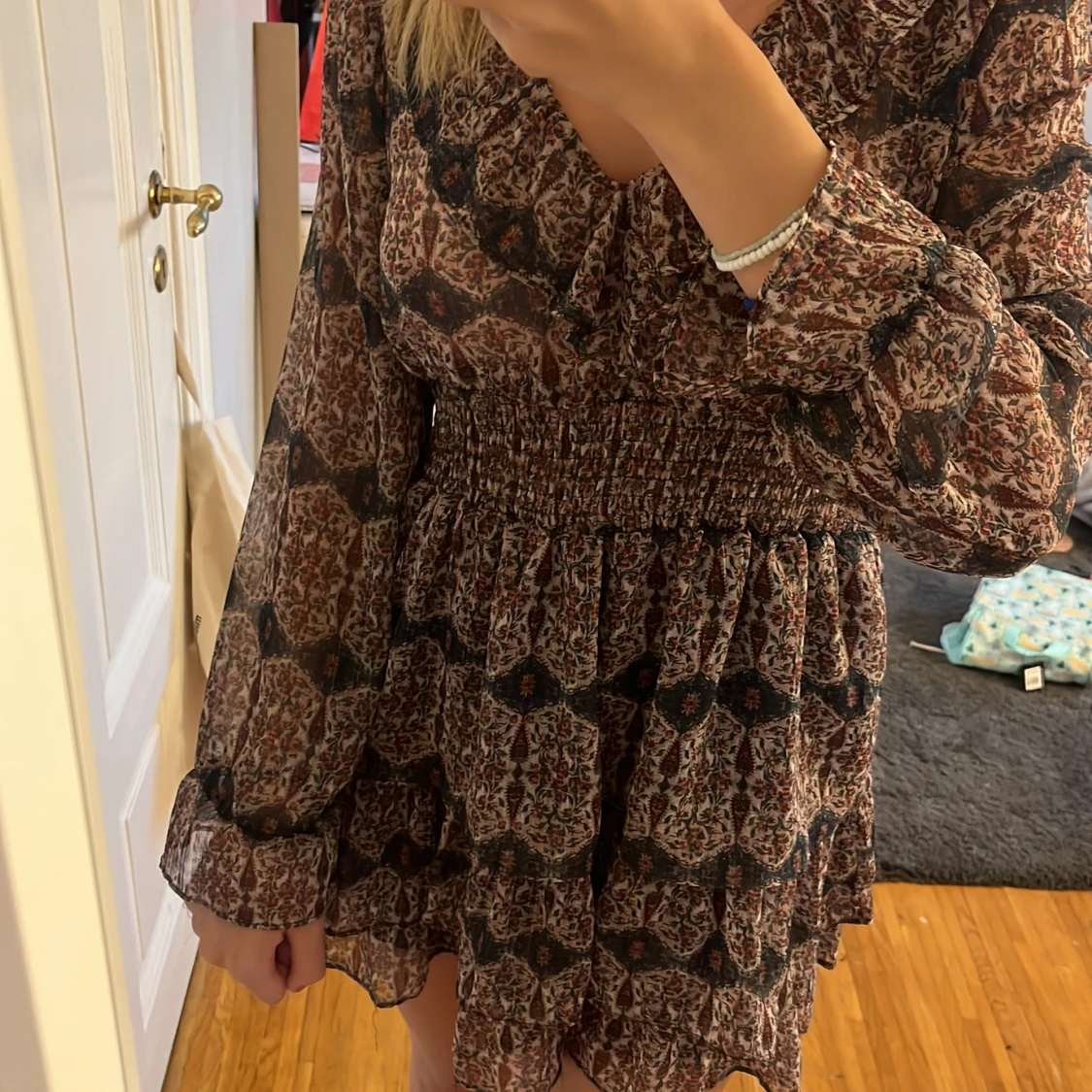 Zara mönstrad klänning!! - 91