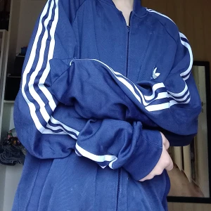 Adidas tröja tryck inte köp nu  - Adidas tröja tryck inte köp nu 