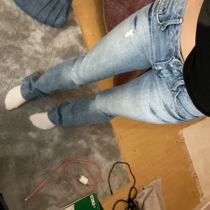 Fornarina jeans  - Fint skick, har endast använt de 1 gång. Ordinarie pris är runt 2000kr. Skriv till mig ifall ni har några frågor och är intresserade🤍!!