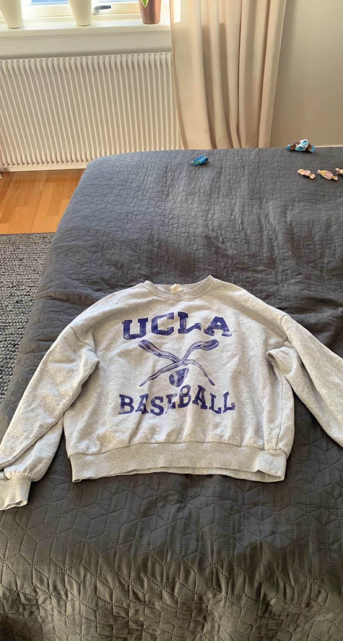 Hoodies & sweatshirt  - 90