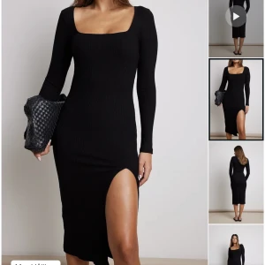 Klänning med slits - ❗️Garderobsrensning❗️Ribbad midiklänning med slits och fin ringning. Får ej användning av längre!