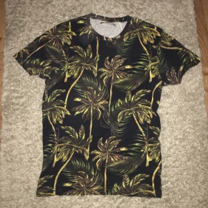 Homebound T-Shirt - Homebound