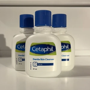 Cetaphil skin cleanser - Säljer 3 cetaphil gentel skin cleanser i mini storlek (29ml). De är helt oanvända. 10kr styck eller alla för 25kr +frakt. Priset går att diskutera☺️💕