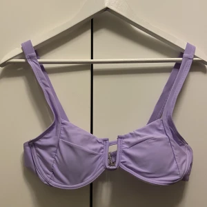 Bikini  - En bikini ifrån Shein i storlek S. Kommer inte till användning, endast provad💕Köps ihop!