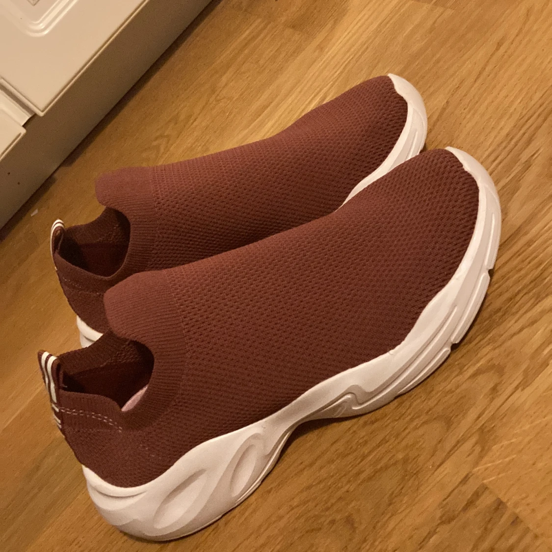 Säljer ett par AIM’N skor🙂