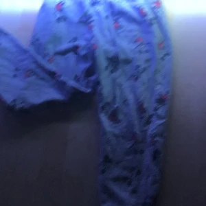 Mysbyxsor/mussepig - Andvända 2,3 gånger,e i fint skick.Kostar 100kr ny köpta 350kr😘