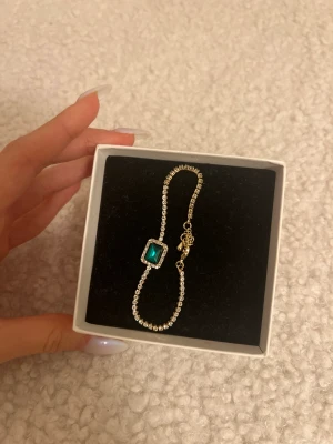 Guldpläterad armband kristaller tennisarmband grön - Helt ny Strl: 17+5cm   