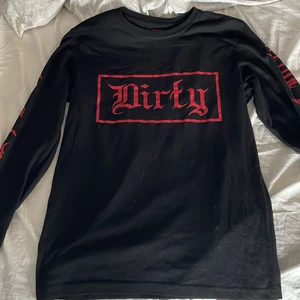 Långärmad  - Långärmad tröja från extreameclothing i bra skick andvänd ca 3 gånger😊