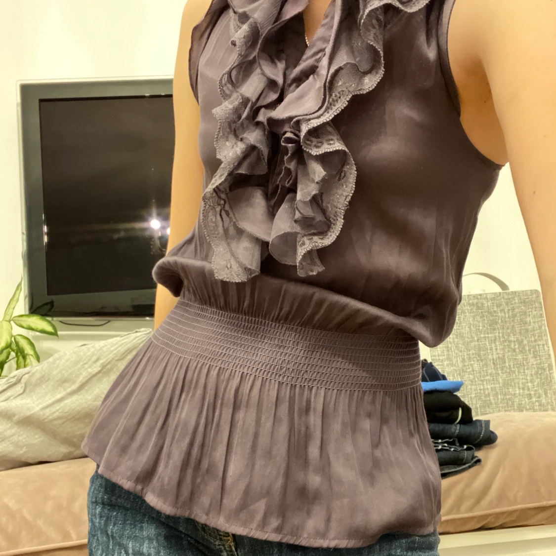 Lila topp med volang💕