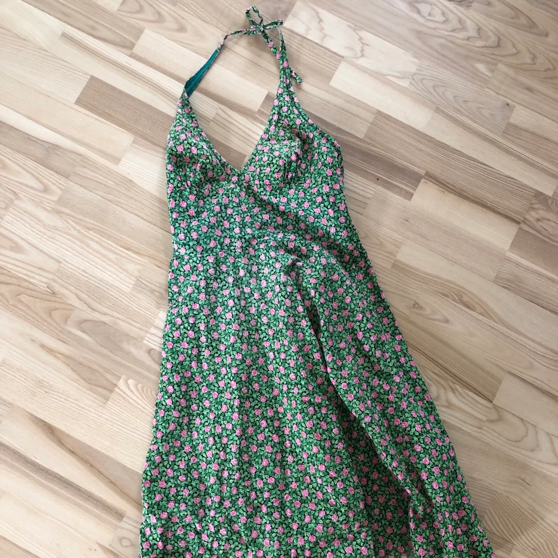 Halterneck klänning  - 90