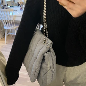 Zara väska ✨✨ - Superfin randig zara väska ✨✨Slutsåld✨✨köp för 200kr+ frakt 🥰✨