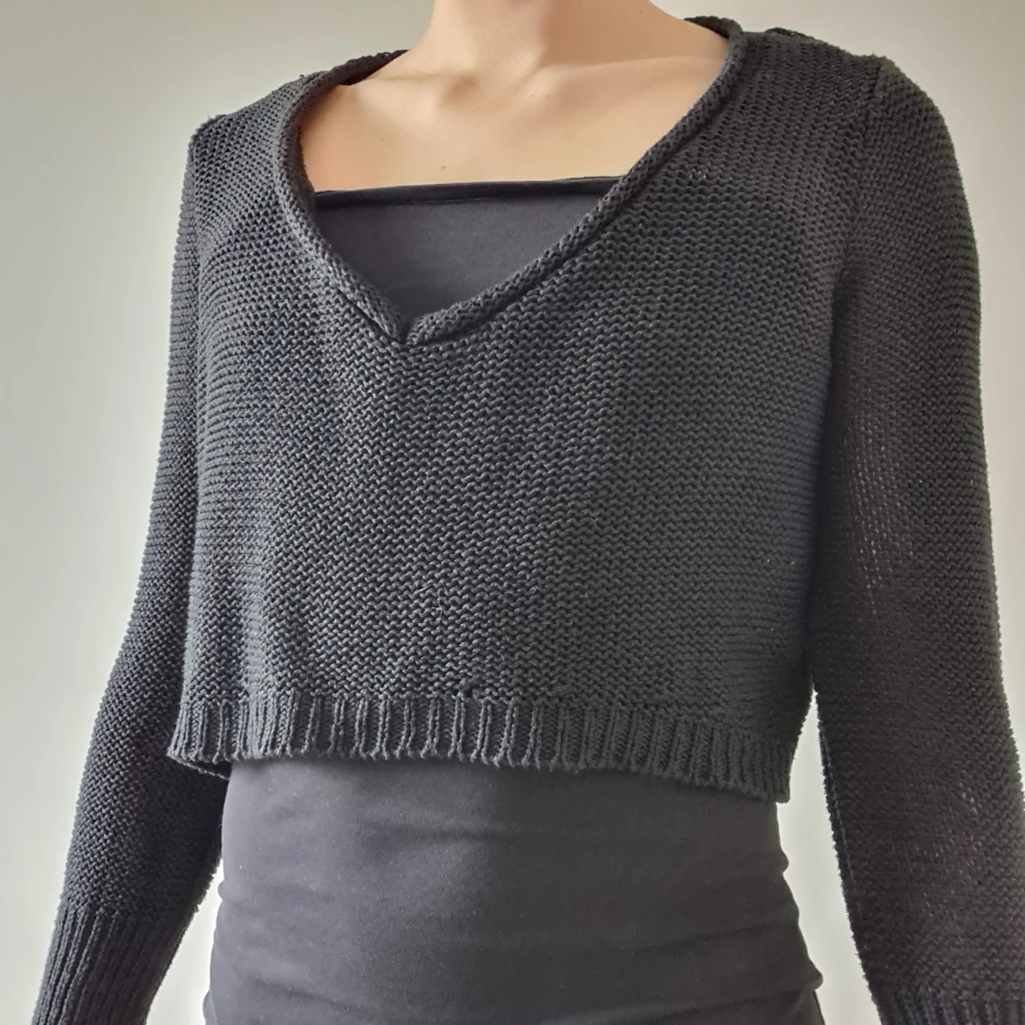 V-ringad stickad långärmad magtröja - 91