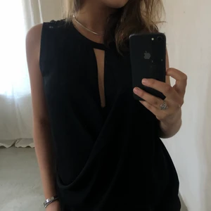 Blus - En sjukt snygg blus som är min mammas gamla. Super fint skick och ser så gott som ny ut 💕💕