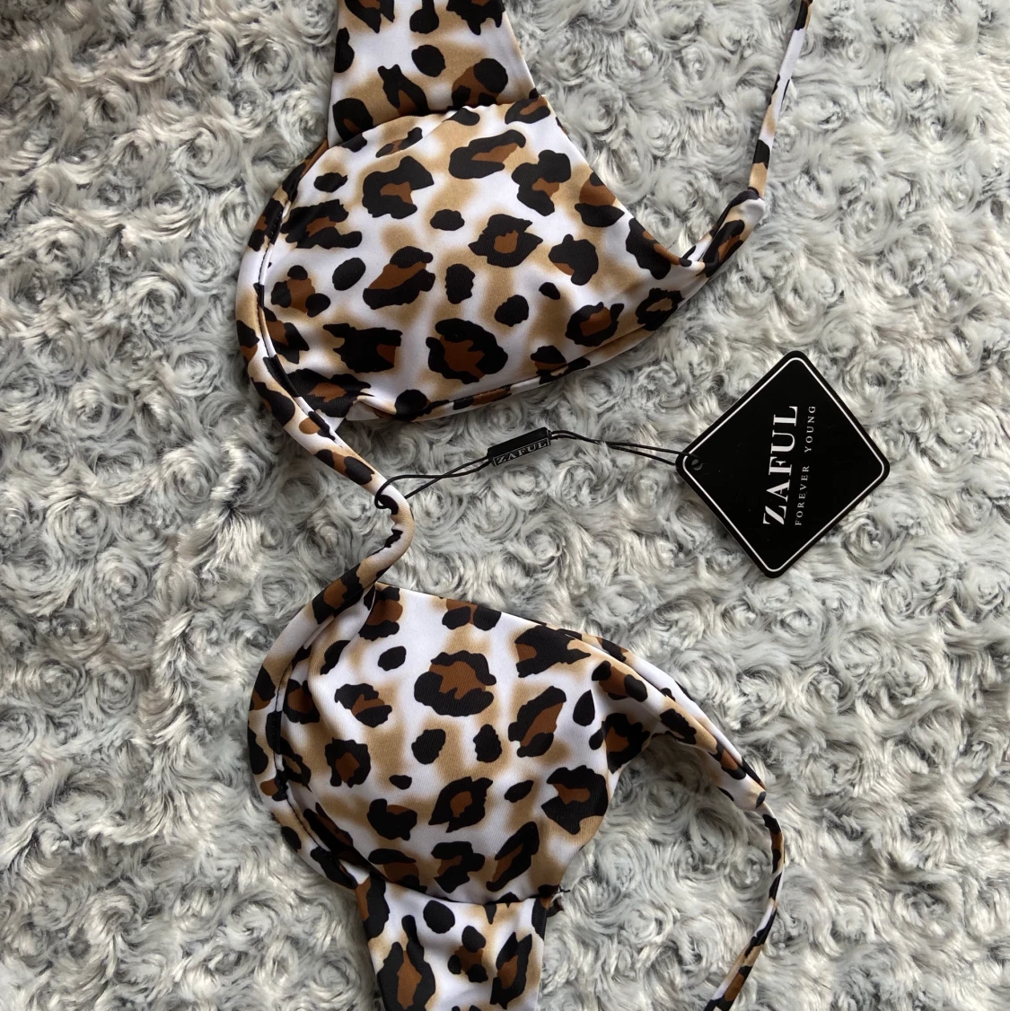 Leopard bikini topp 🐆 