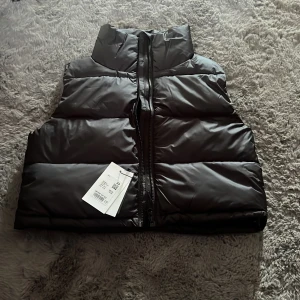 Kort väst Everest - Kort väst Everest dam strl 34 aldrig använd 