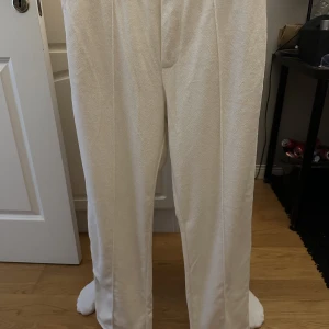 Frottébyxor  - Nya vita frottébyxor i storlek M med raka ben