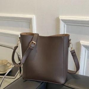 Brun väska - Superfin oanvänd, Kan skickas