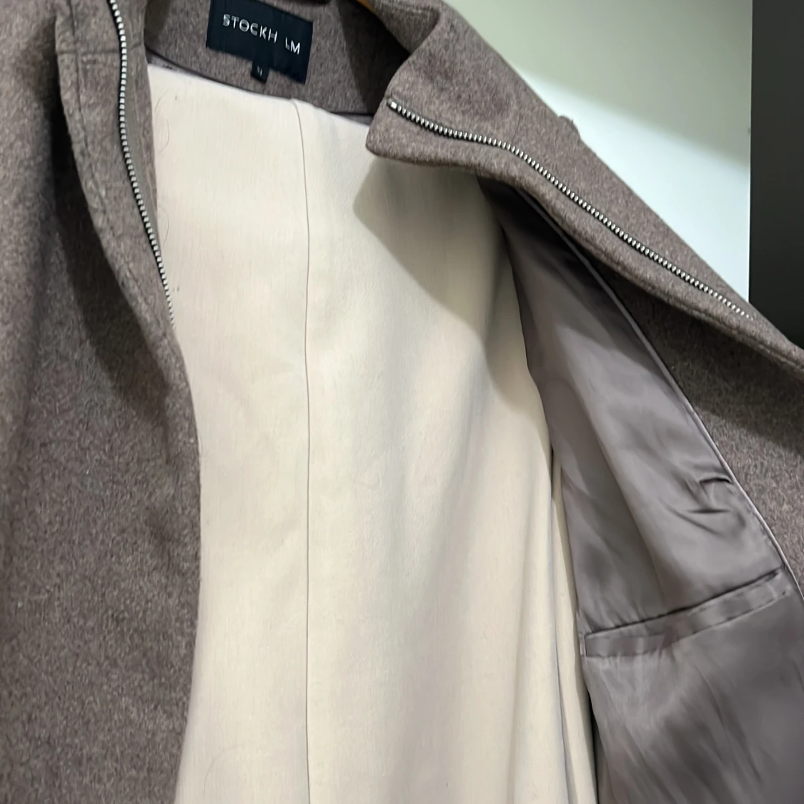 Sthlm LM kappa / rock (brun)  - 91