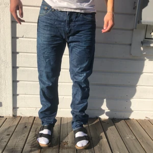 Levis 508 -  Levis 508 Slitna vid ena fickan W33 l32