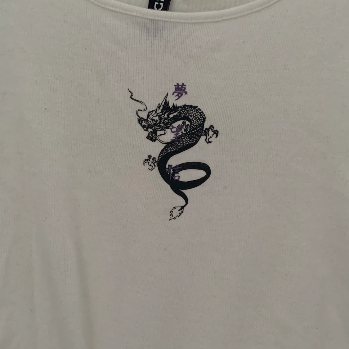 Vit topp med tryck - 91